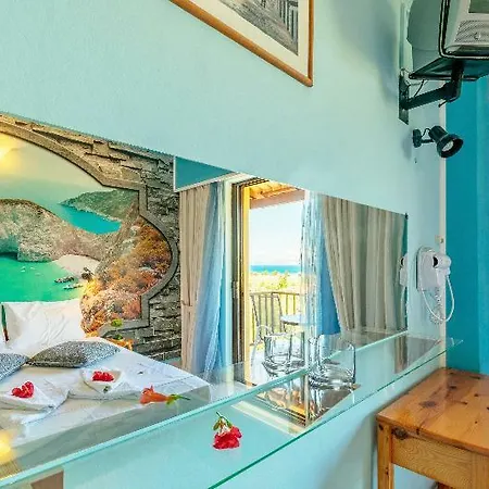 Studios Keri Appart hôtel 2*